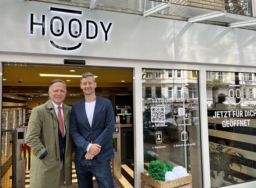 Patrick Mueller-Sarmiento und James Sutherland haben den ersten kassenlosen Bio-Supermarkt Hoody gegründet.