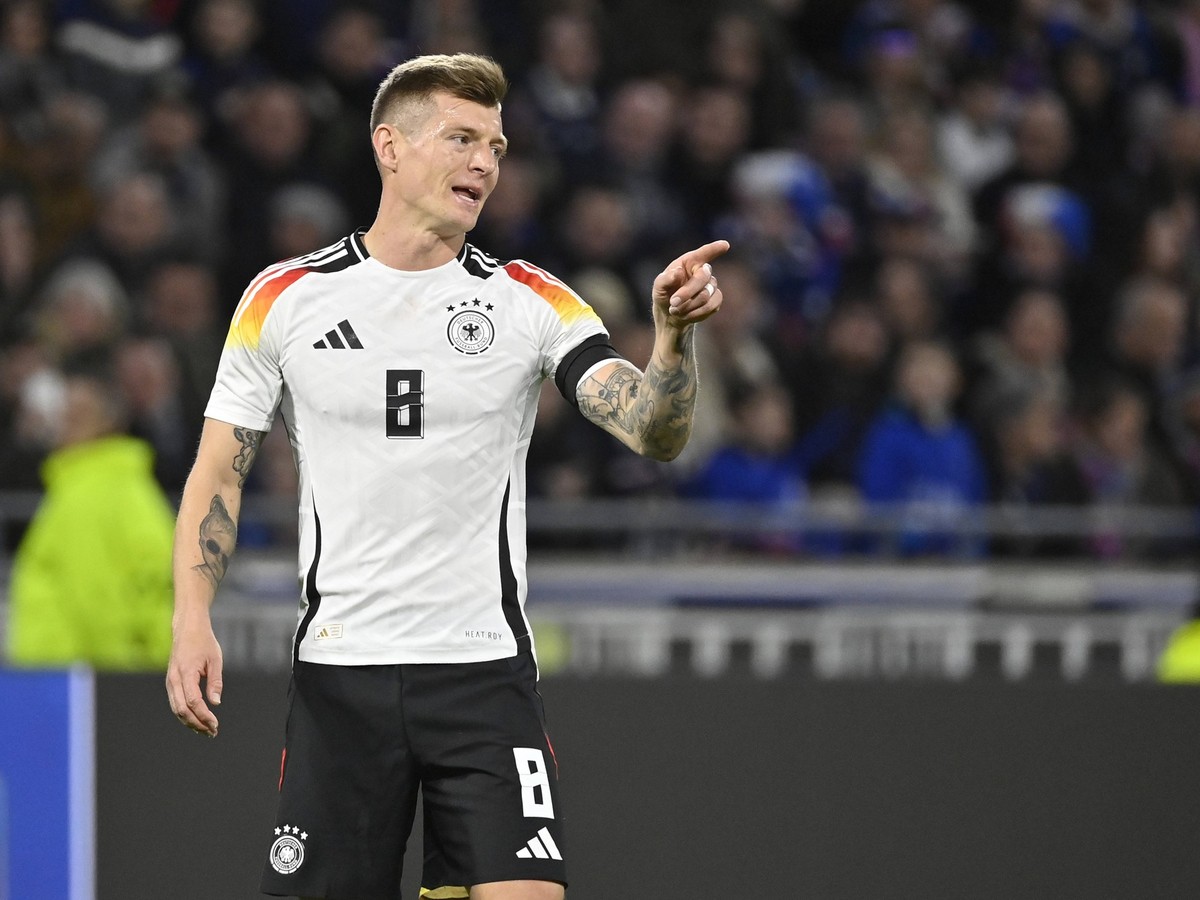23.03.2024, xjrdrx, Fussball Länderspiel, Frankreich - Deutschland emspor, v.l. Toni Kroos Deutsche Fussball Nationalmannschaft DFB FREISTELLER DFL/DFB REGULATIONS PROHIBIT ANY USE OF PHOTOGRAPHS as I ...