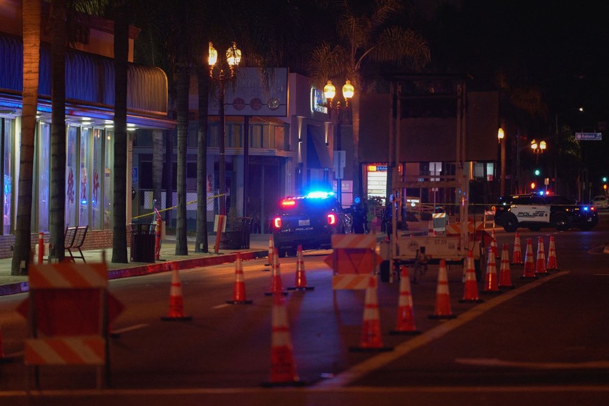 Police respond to a shooting with multiple casualties in the Monterey Park area of Los Angeles, California, U.S. January 22, 2023. REUTERS/Allison Dinner