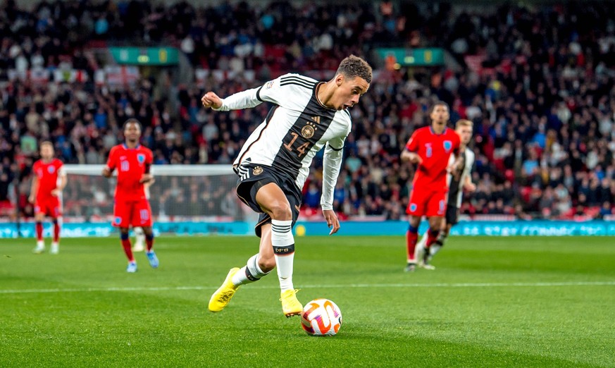 Jamal Musiala of Germany bring the ball forward during the Nations League match between England and Germany at Wembley Stadium, London, England on 26 September 2022. PUBLICATIONxNOTxINxUK Copyright: x ...