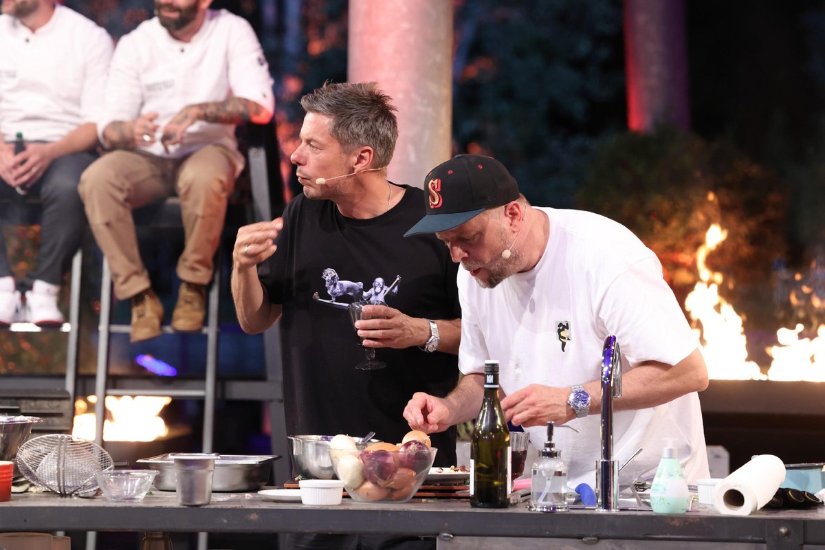 v.l.: Steven Gätjen, Michi Beck, Smudo, Lola Weippert

Die Verwendung des sendungsbezogenen Materials ist nur mit dem Hinweis und Verlinkung auf TVNOW gestattet.