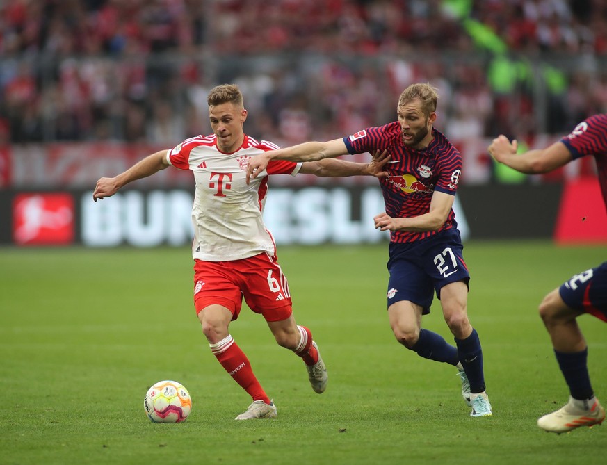 München, Deutschland 20. Mai 2023: Fussball, Herren, Saison 2022/2023, FC Bayern München - RB Leipzig, Bundesliga, Allianz Arena Joshua Kimmich FC Bayern München li. mit Konrad Laimer RB RasenBallspor ...