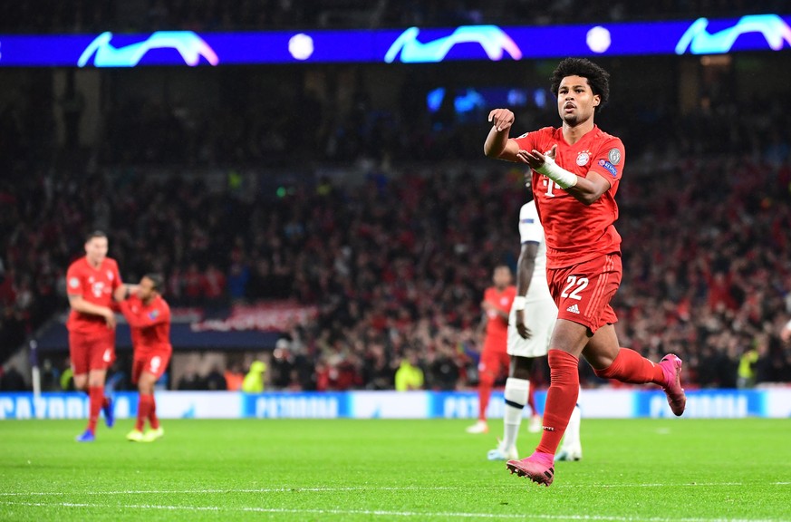 01.10.2019, xkvx, Fussball UEFA Champions League, Tottenham Hotspur - FC Bayern Muenchen emspor, v.l. Serge Gnabry FC Bayern Muenchen celebrate the goal, Der Torjubel zum 1:3 DFL/DFB REGULATIONS PROHI ...