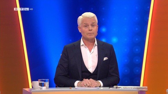 Guido Cantz führt durch die Show.