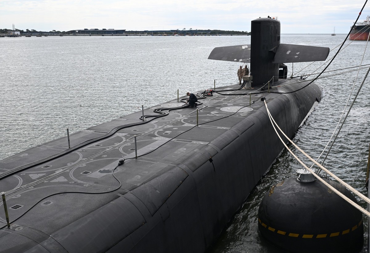 30.07.2025, Australien, Brisbane: Die USS Ohio ist in Brisbane angedockt. Es ist das erste U-Boot der Ohio-Klasse, das in den Hafen von Brisbane einläuft. Die USS Ohio, ein nuklear angetriebenes Lenkw ...
