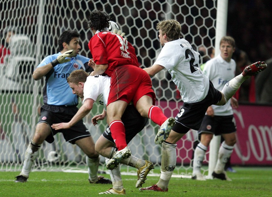 Pizarro erzielt das entscheidende Tor im Finale 2006