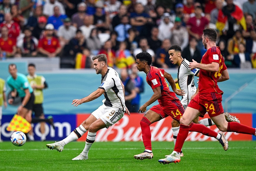 AL KHOR, QATAR - NOVEMBER 28: Niclas Fullkrug of Germany scores his sides first goal during the Group E - FIFA World Cup, WM, Weltmeisterschaft, Fussball Qatar 2022 match between Spain and Germany at  ...