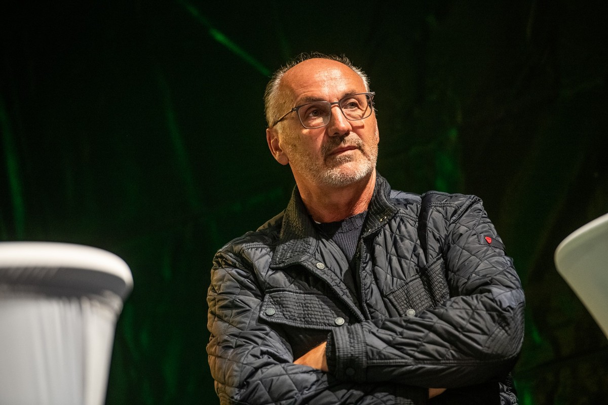Fu?ball Talkrunde mit J?rgen Kohler. *** NUR F?R REDAKTIONELLE ZWECKE *** EDITORIAL USE ONLY ***<p>J?rgen Kohler spricht am Sonntag den 29. August 2021 in Menden ?ber seine Arbeit bei Borussia D ...