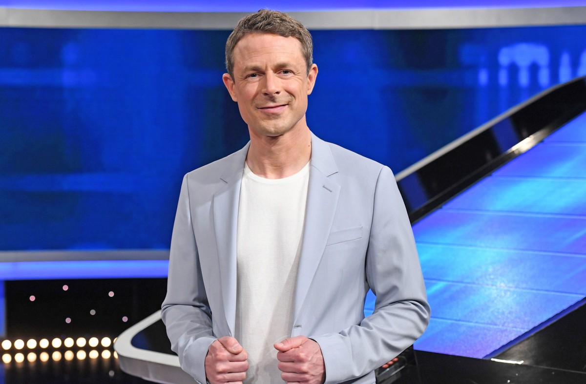 ARD GEFRAGT - GEJAGT mit Moderator Alexander Bommes, immer montags bis freitags um 18:00 Uhr im Ersten.
Moderator Alexander Bommes in Studiokulisse.
© ARD/Uwe Ernst, honorarfrei - Verwendung gemäß der ...