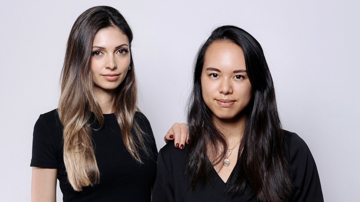 Chiara Mitscherlich (l.) und Kathy Wong (r.) haben gemeinsam die Naturheilkunde-App Niu Nature gegründet.