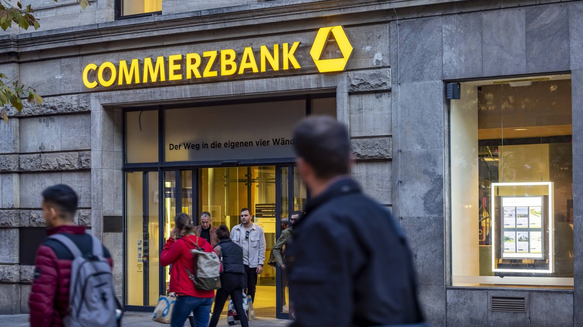 Commerzbank. K
