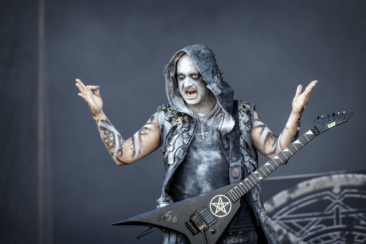 Dimmu Borgir Oslo, Norway. 24th, June 2022. The Norwegian symphonic black metal band Dimmu Borgir performs a live concert during the Norwegian music festival Tons of Rock 2022 in Oslo. Here guitarist ...