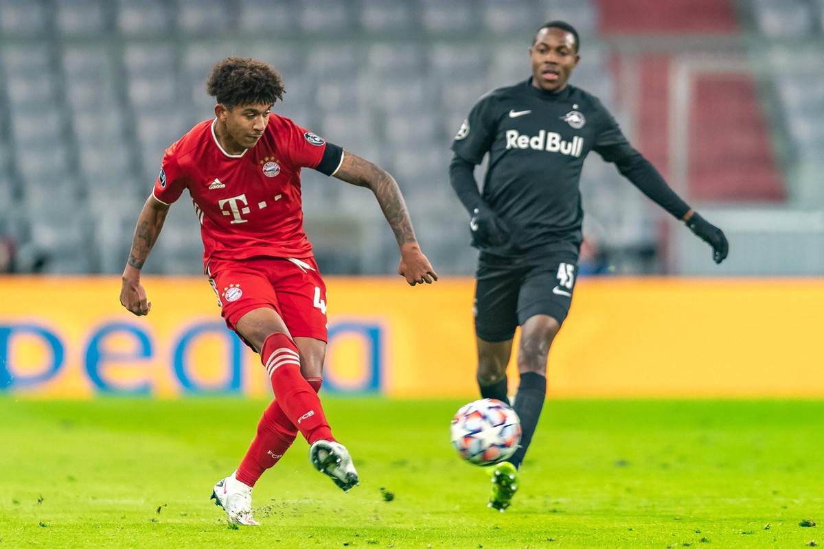 Königsklassendebüt mit Trauerflor: Chris Richards (l.) startete als linker Verteidiger gegen RB Salzburg, das in der Champions League als FC Salzburg spielt.