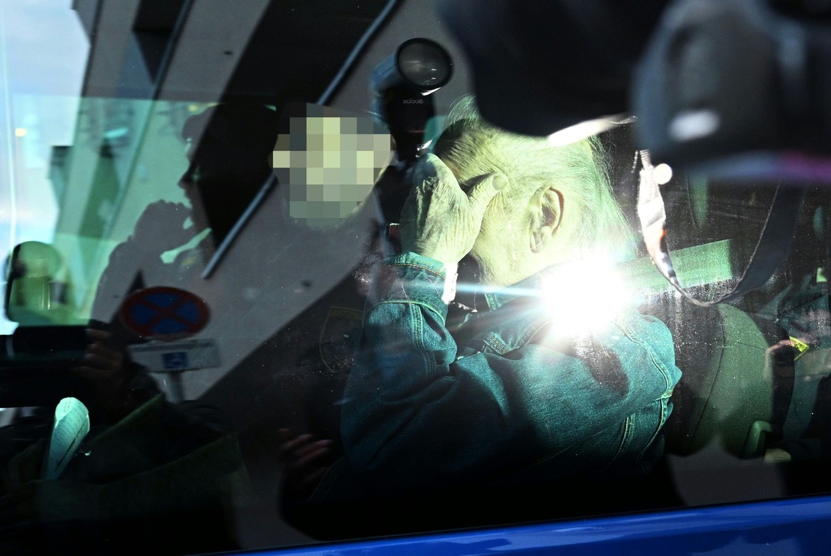 25.01.2024, �sterreich, Krems: Josef Fritzl wird zu seiner Anh�rung bez�glich einer Verlegung vom Ma�nahmen- in den Normalvollzug am Landesgericht in Krems gebracht. Der als �Monster von Amstetten� be ...