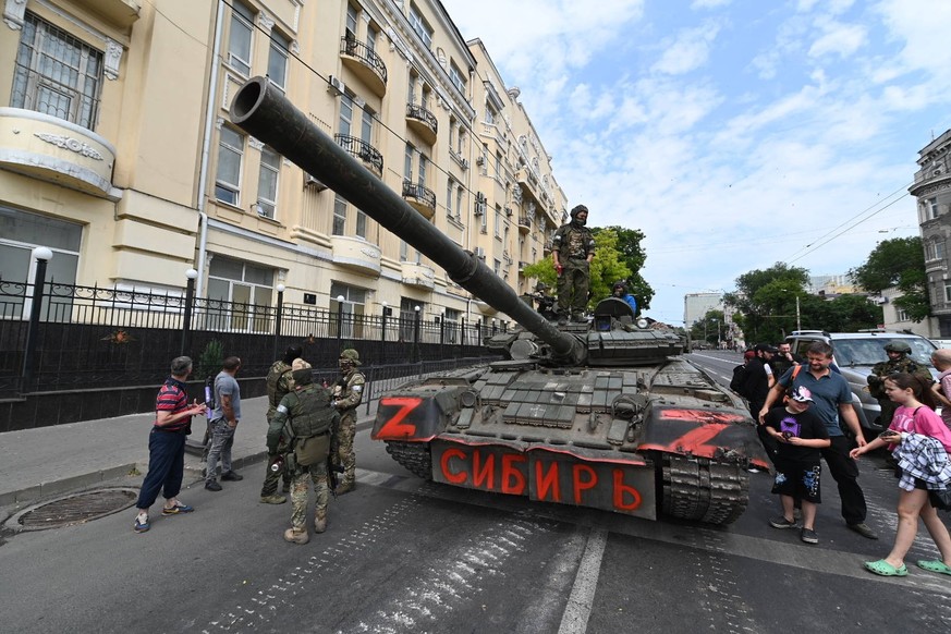 June 24.2023. Russia. Rostov-on-Don. Soldiers of the Wagner PMCs at the building of the Southern Military District. KarbinovxAnatoly