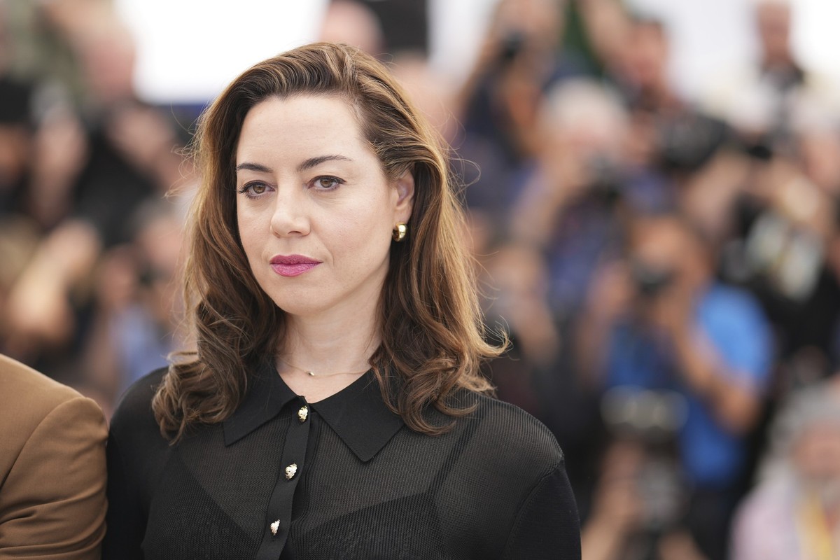 Aubrey Plaza poses for photographers at the photo call for the film 'Honey Dont!'' at the 78th international film festival in Cannes, southern France, Saturday, May 24, 2025. (Photo by ...