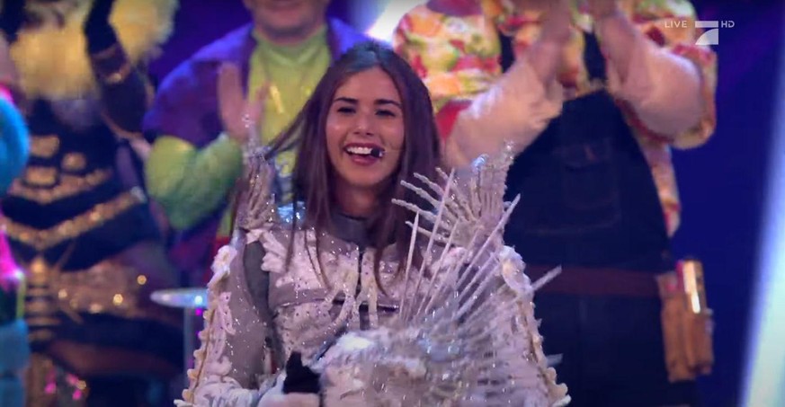 Sarah Lombardi begeisterte als Skelett in &quot;The Masked Singer&quot;