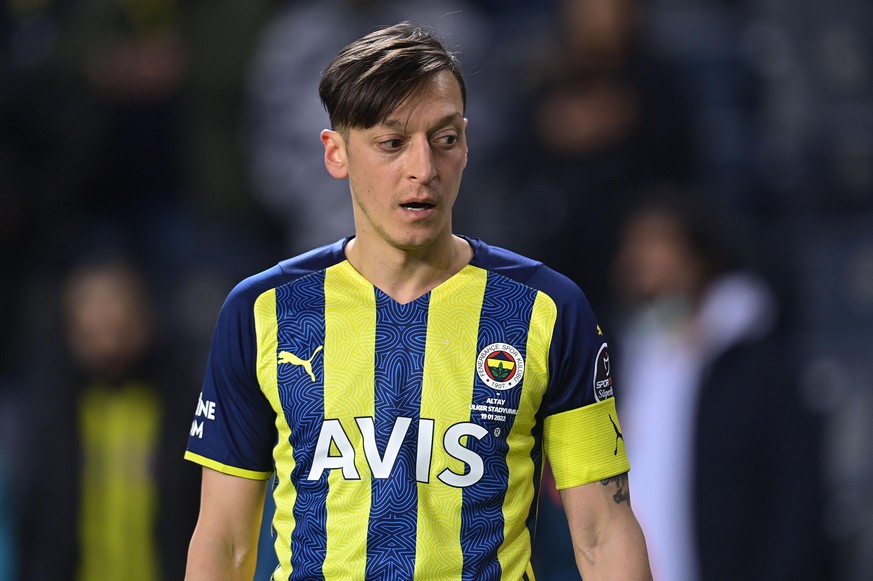Mesut Ozil of Fenerbahce during the Turkish Super league football match between Fenerbahce and Altay at Ulker Stadium in Istanbul , Turkey on January 19 , 2022. (, Credit:Seskimphoto / Avalon