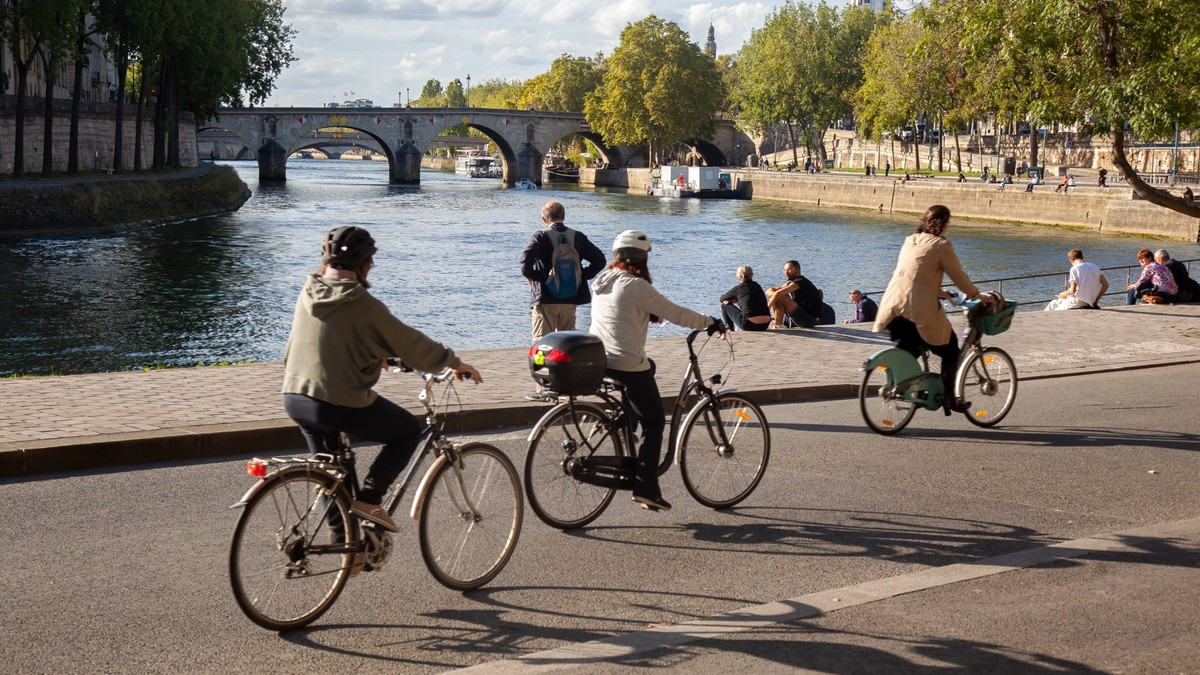 Parijs beleeft een mini-verkeersrevolutie: voor het eerst zijn er meer fietsen dan auto's