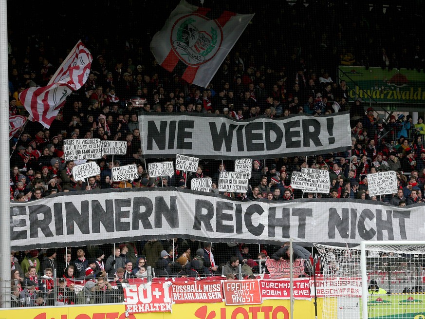 Freiburg, Germany 26.01.2019, 1. Bundesiga, 19. Spieltag, SC Freiburg - TSG 1899 Hoffenheim, SC Freiburg Fans Transparent ( DeFodi541 *** Freiburg Germany 26 01 2019 1 Bundesiga 19 Matchday SC Freibur ...