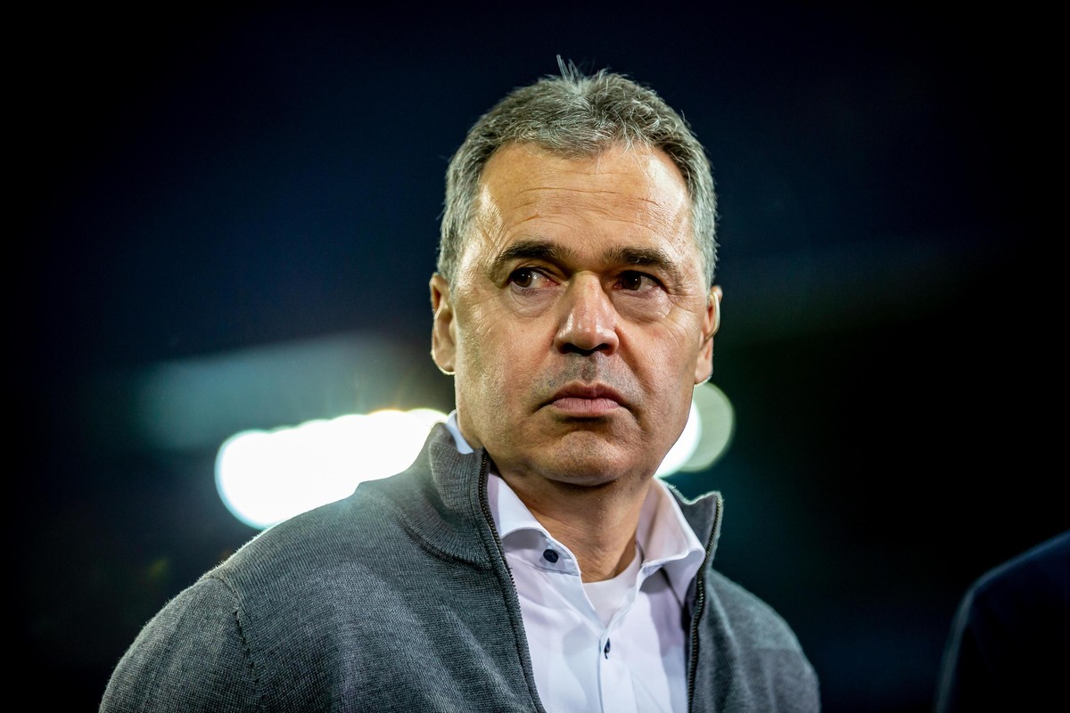 Hamburg, 16. September 2019 - Fußball, 2. Bundesliga 2019/20, FC St. Pauli - Hamburger SV: Andreas Rettig (FC St. Pauli, Geschäftsführer) +++ Hinweis: Gemäß den Vorgaben der DFL Deutsche Fußball Liga  ...