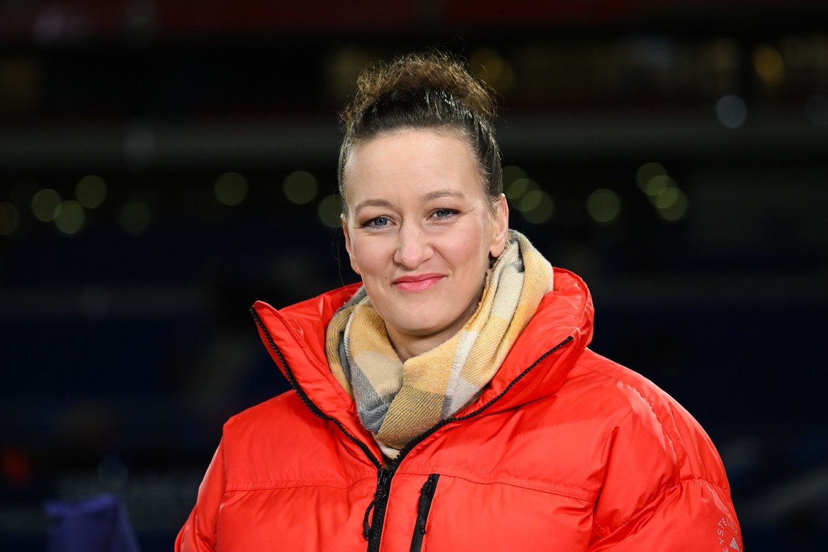 ARCHIV - 23.02.2024, Frankreich, Lyon: Fu�ball, Frauen: Nations League A Frauen, Frankreich - Deutschland, Play-off-Runde, Halbfinale, Groupama Stadium. Almuth Schult, Fu�ballerin, steht als TV-Expert ...