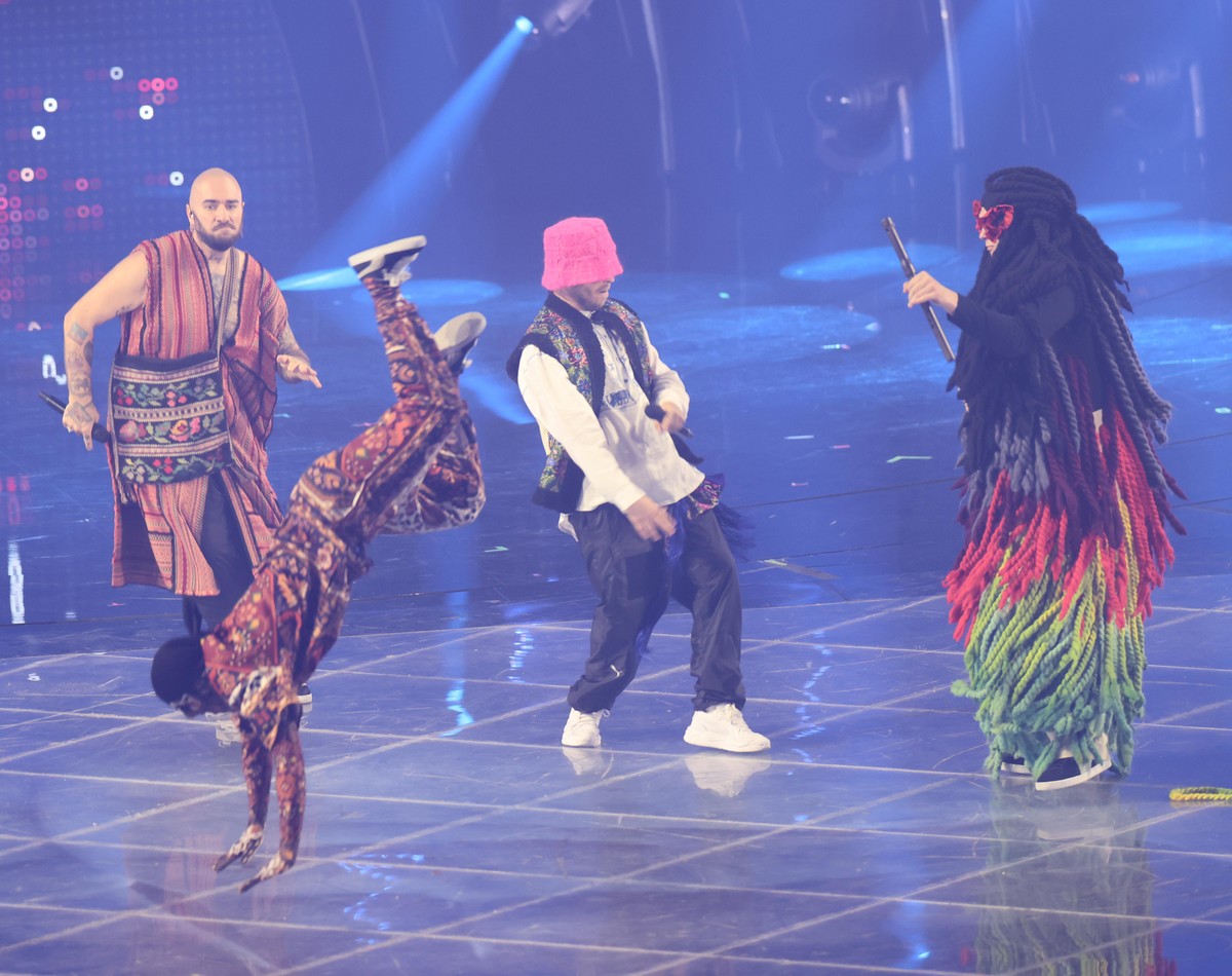 14.05.2022, Italien, Turin: Das Kalush Orchestra aus der Ukraine singt den Song «Stefania» beim Finale des Eurovision Song Contest (ESC). Der internationale Musikwettbewerb findet zum 66. Mal statt. I ...