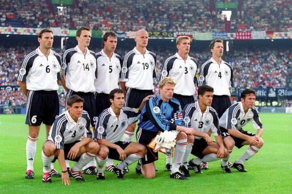 Die Startelf, die bei der EM 2000 das letzte Gruppenspiel gegen Portugal 0:3 verloren und damit für das EM-Aus verantwortlich war.