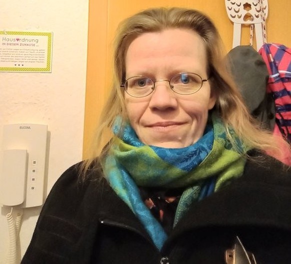 Janina Lütt is 46 years old and affected by poverty.  At watson, she explains what poverty means to people - and how many faces it has.  Lütt is chronically ill and struggles with depression, work ...