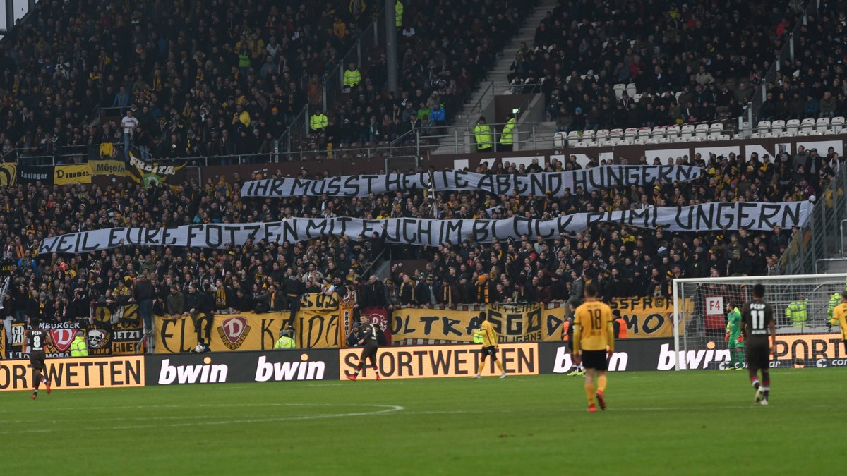 Dynamo Dresden Banner Beleidigt Frauen Geniale Konter Idee Von St Pauli Fans Watson