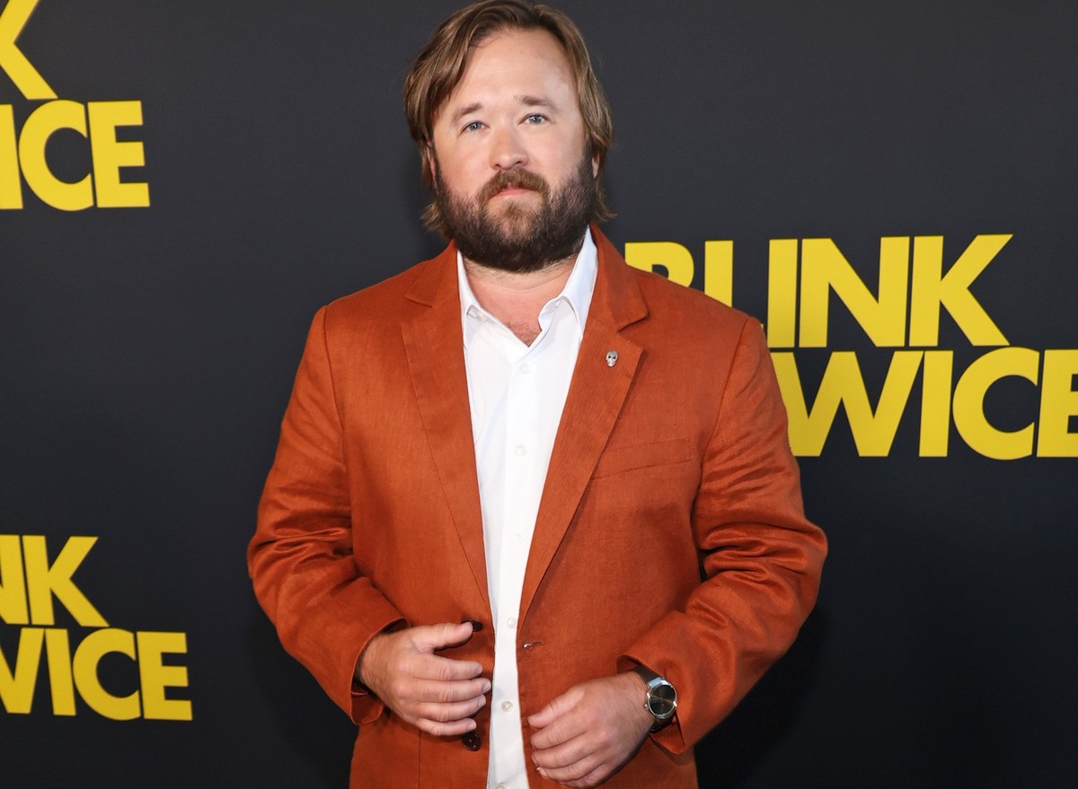 LOS ANGELES, CALIFORNIA - AUGUST 08: Haley Joel Osment attends the Los Angeles premiere of Amazon MGM Studios&#039; &quot;Blink Twice&quot; at DGA Theater Complex on August 08, 2024 in Los Angeles, Ca ...