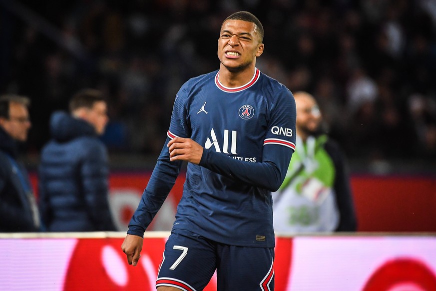 April 23, 2022, Paris, France, France: Kylian MBAPPE of PSG looks dejected during the Ligue 1 match between Paris Saint-Germain PSG and RC Lens at Parc des Princes stadium on April 23, 2022 in Paris,  ...