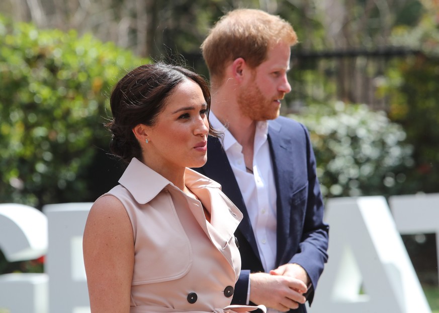 . 02/10/2019. Johannesburg, South Africa. Prince Harry and Meghan Markle, the Duke and Duchess of Sussex, meet Graca Machel, widow of Nelson Mandela at the British High Commissioners Residence in Joha ...