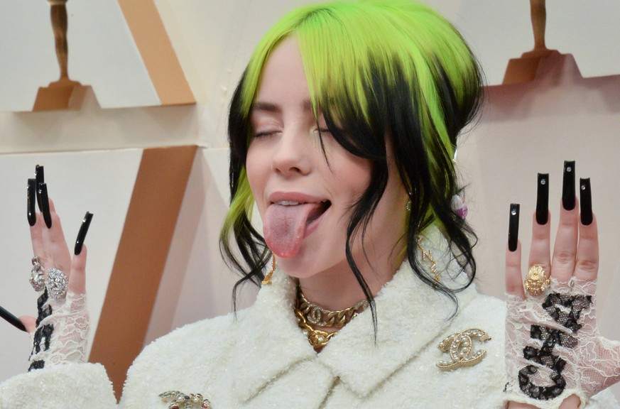 Billie Eilish arrives for the 92nd annual Academy Awards at the Dolby Theatre in the Hollywood section of Los Angeles on Sunday, February 9, 2020. PUBLICATIONxINxGERxSUIxAUTxHUNxONLY LAP20200209151 JI ...