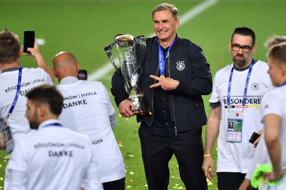 Stefan KUNTZ,Trainer (GER) mit dem Pokal,Cup,Trophaee, Siegerehrung. Deutschland-Portugal 1-0, Fussball U-21,FINALE UEFA Under21 Europameisterschaft 2021 in Ungarn/Slowenien am 06.06.2021in Ljubljana, ...