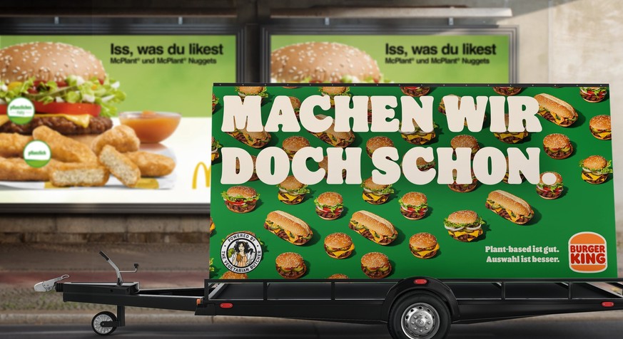 Die bekannte Fastfood-Kette Burger King macht sich über McDonalds lustig.