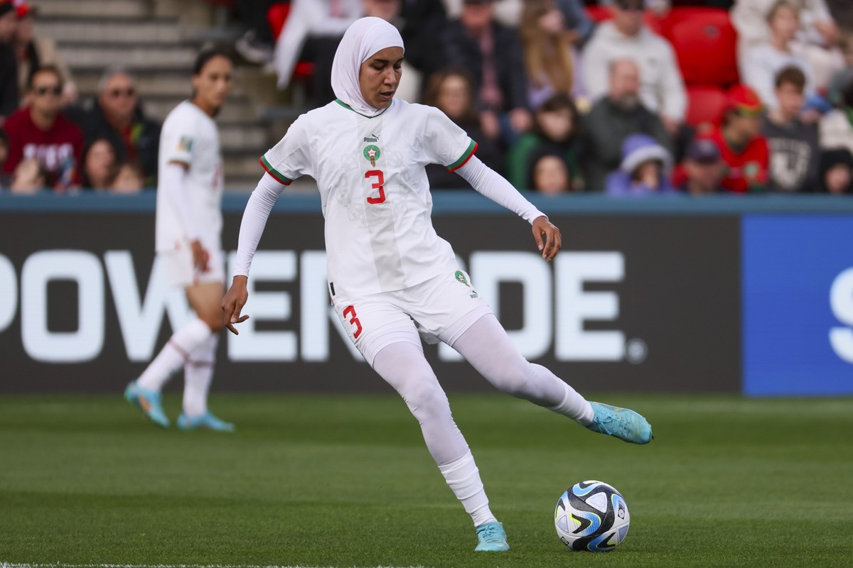 Morocco&#039;s Nouhaila Benzina kicks the ball during the Women&#039;s World Cup Group H soccer match between South Korea and Morocco in Adelaide, Australia, Sunday, July 30, 2023. (AP Photo/James Els ...