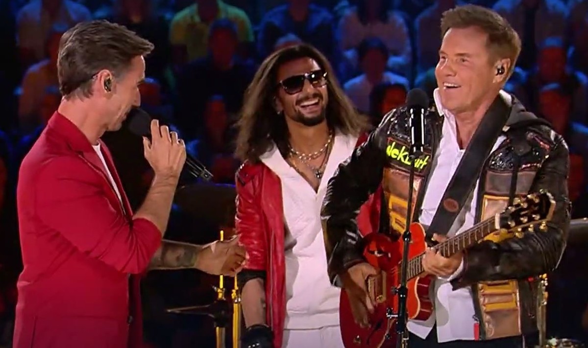 Florian Silbereisen und Dieter Bohlen performen zusammen.