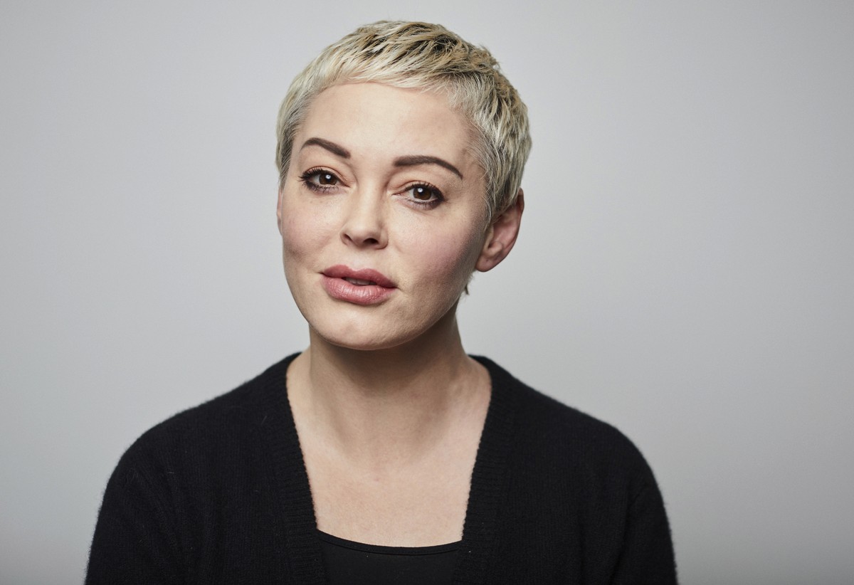 03.01.2020, USA, New York: US-Schauspielerin Rose McGowan, aufgenommen bei einem Fototermin. McGowan hat nicht vor, im Gerichtssaal zu sein, wenn am 06.01.2020 der Prozess gegen Ex-Filmmogul H. Weinst ...