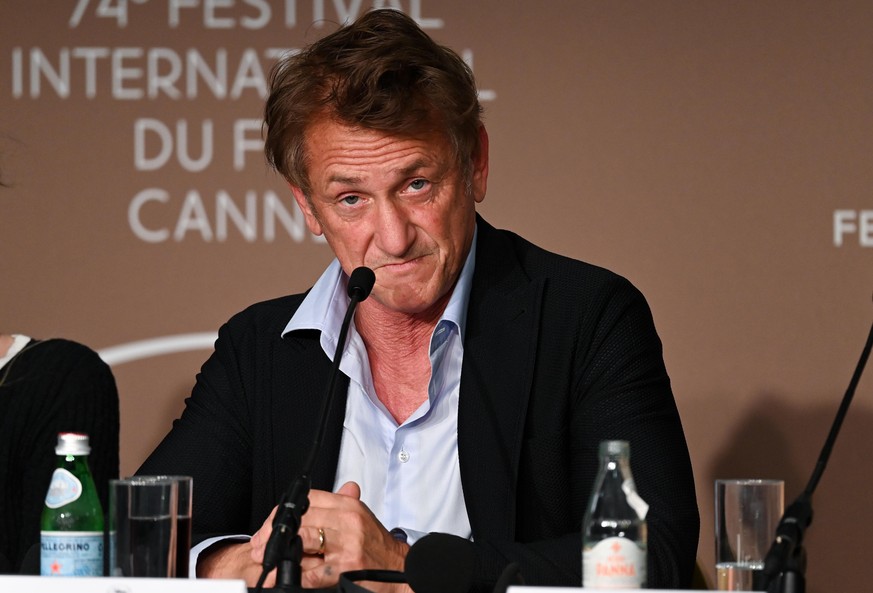 CANNES, FRANCE - JULY 11: Sean Penn attends the &quot;Flag Day&quot; press conference during the 74th annual Cannes Film Festival on July 11, 2021 in Cannes, France. (Photo by Kate Green/Getty Images)