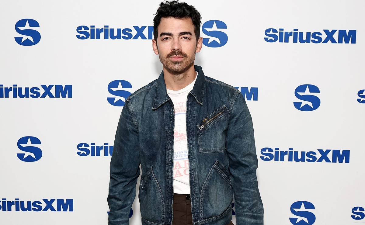 NEW YORK, NEW YORK - APRIL 29: Joe Jonas visits SiriusXM at SiriusXM Studios on April 29, 2025 in New York City. (Photo by Jamie McCarthy/Getty Images)