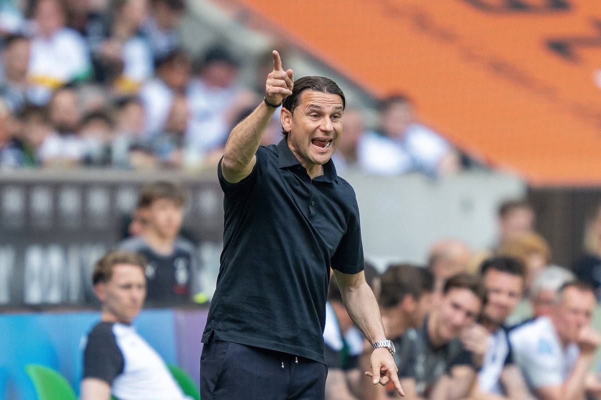 GER, 1.FBL, Borussia Moenchengladbach vs Eintracht Frankfurt, Saison 2023/24, / 11.05.2024, Borussia-Park, Borussia Moenchengladbach, GER, 1.FBL, Borussia Moenchengladbach vs Eintracht Frankfurt, Sais ...