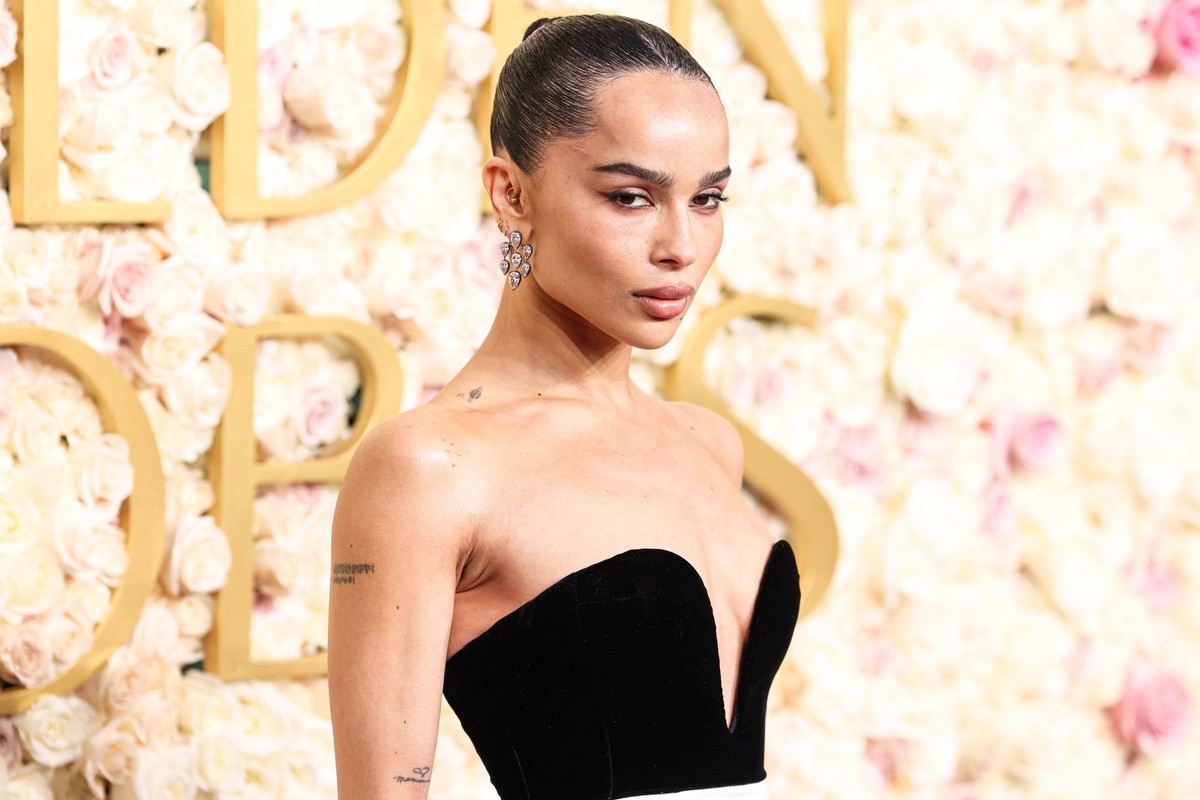 82nd Annual Golden Globe Awards Zoe Kravitz wearing Saint Laurent arrives at the 82nd Annual Golden Globe Awards held at The Beverly Hilton Hotel on January 5, 2025 in Beverly Hills, Los Angeles, Cali ...