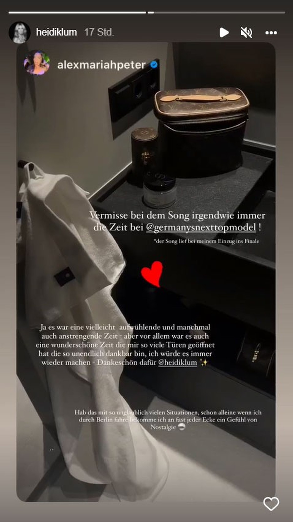 Heidi Klum freut sich über das Kompliment von Alex Mariah.