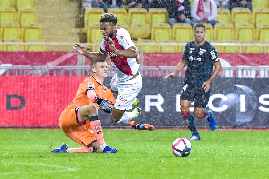 Moussa Sylla (AS Monaco) - Runar Alex Runarsson (Dijon) FOOTBALL : AS Monaco vs Dijon - Ligue 1 Conforama - Monaco - 27/10/2018 NorbertScanella/Panoramic PUBLICATIONxNOTxINxFRAxITAxBEL