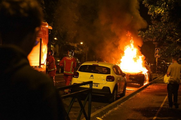 Police Shooting Of Teenage Driver Sparks Riots - Nanterre Urban violence breaks out following the death of a 17-year-old youth killed by a police officer during a traffic stop in Nanterre, Paris outsk ...