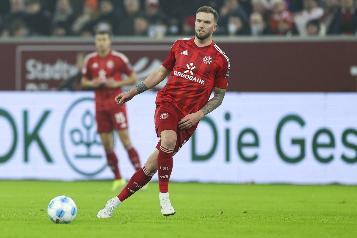 GER, 2. FBL. Fortuna Duesseldorf vs. 1. FC Magdeburg / 20.12.2024, Merkur Spiel-Arena, Duesseldorf, GER, 2. FBL. Fortuna Duesseldorf vs. 1. FC Magdeburg, im Bild: Andre� Hoffmann Fortuna Duesseldorf 3 ...