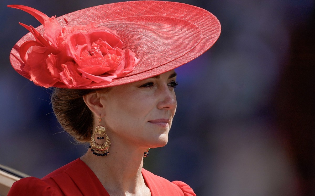 ASCOT, ENGLAND - JUNE 23: Catherine, Princess of Wales during the royal procession on day four during Royal Ascot 2023 at Ascot Racecourse on June 23, 2023 in Ascot, England. (Photo by Alan Crowhurst/ ...
