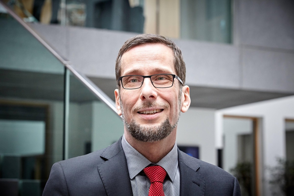 Volker Quaschning ist Ingenieurwissenschaftler und Professor für Regenerative Energiesysteme an der Hochschule für Technik und Wirtschaft (HTW) in Berlin.