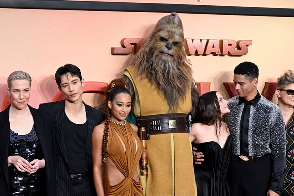 The Acolyte UK Premiere Rebecca Henderson, Manny Jacinto, Amandla Stenberg, Kelnacca, Dafne Keen and Charlie Barnett arriving at The Acolyte UK Premiere, Odeon Luxe Cinema, Leicester Square. Credit: D ...
